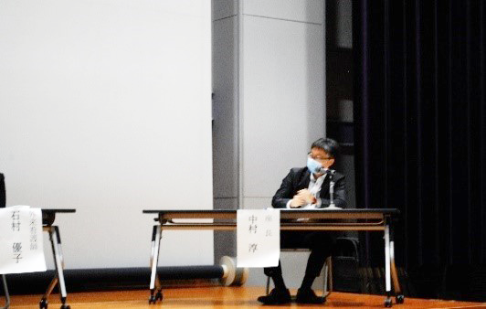 座長中村医師の写真