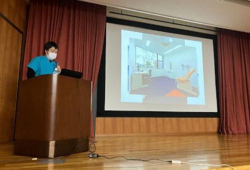 吉田先生の講演の様子