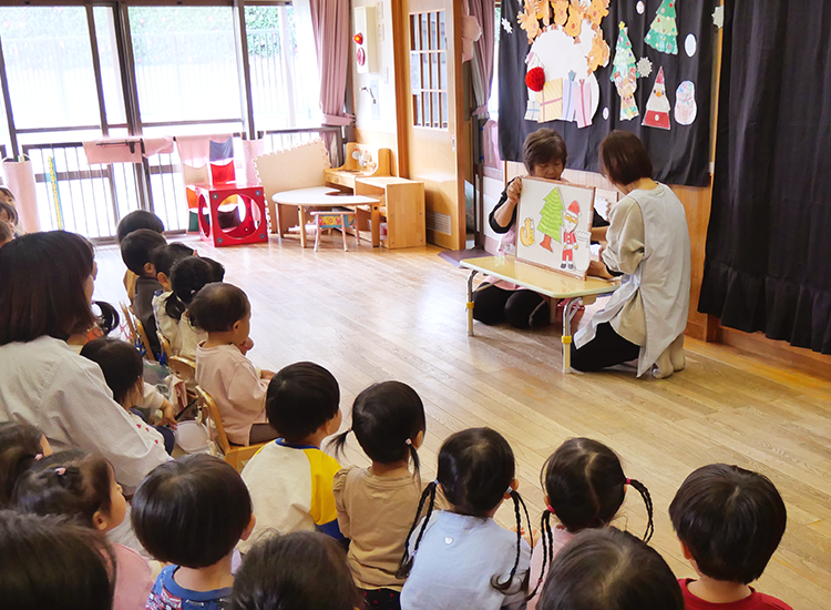 院内保育園のクリスマス会