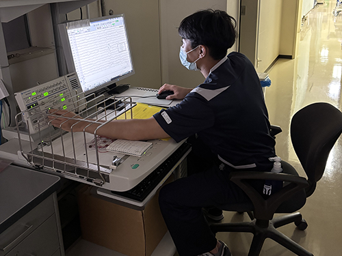 脳波検査の様子