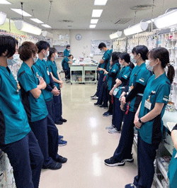 朝礼の様子