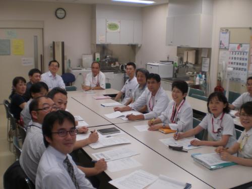 藤枝市立病院と磐田市立病院との相互評価会議の様子