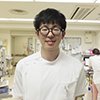 白色の制服を着た3A病棟 S・Kさんの写真