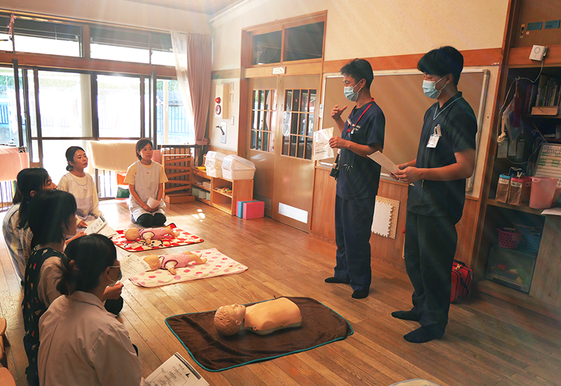 院内保育士による救命措置訓練
